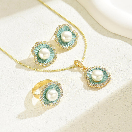 Conjunto de collar con colgante de loto floral fresco y dulce para mujer con cadena de aleación e incrustaciones de diamantes de imitación