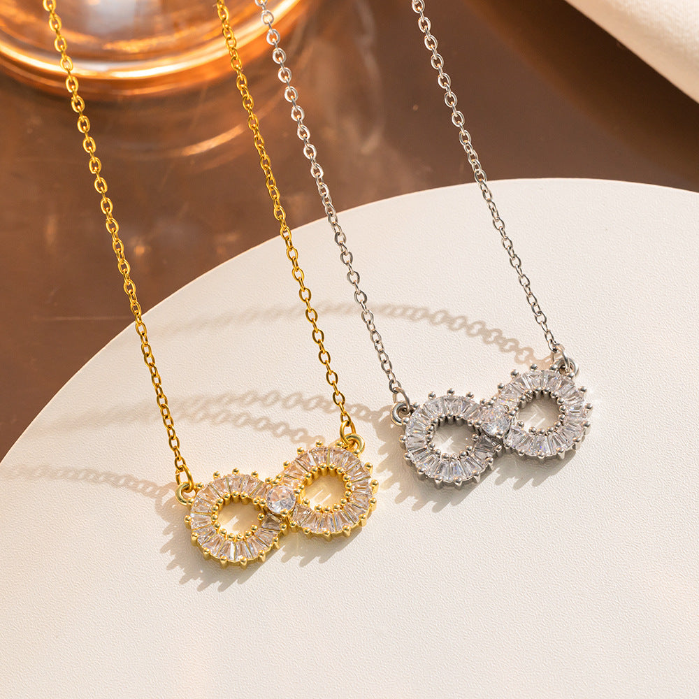 Collana Minimalista con Lettera in Acciaio al Titanio di Lusso da Donna con Finitura Placcata, Girocollo a Catena O per Clavicola Delicata