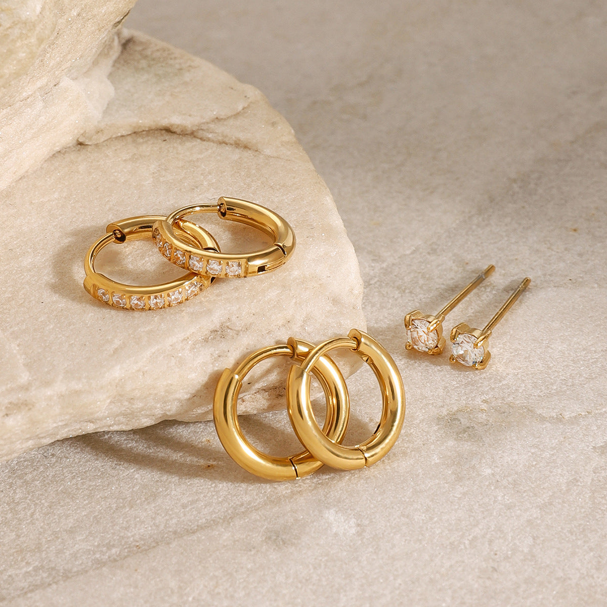 Pendientes geométricos de acero inoxidable con incrustaciones de diamantes de imitación para mujer, pendientes de moda galvanizados para la oficina y el uso diario