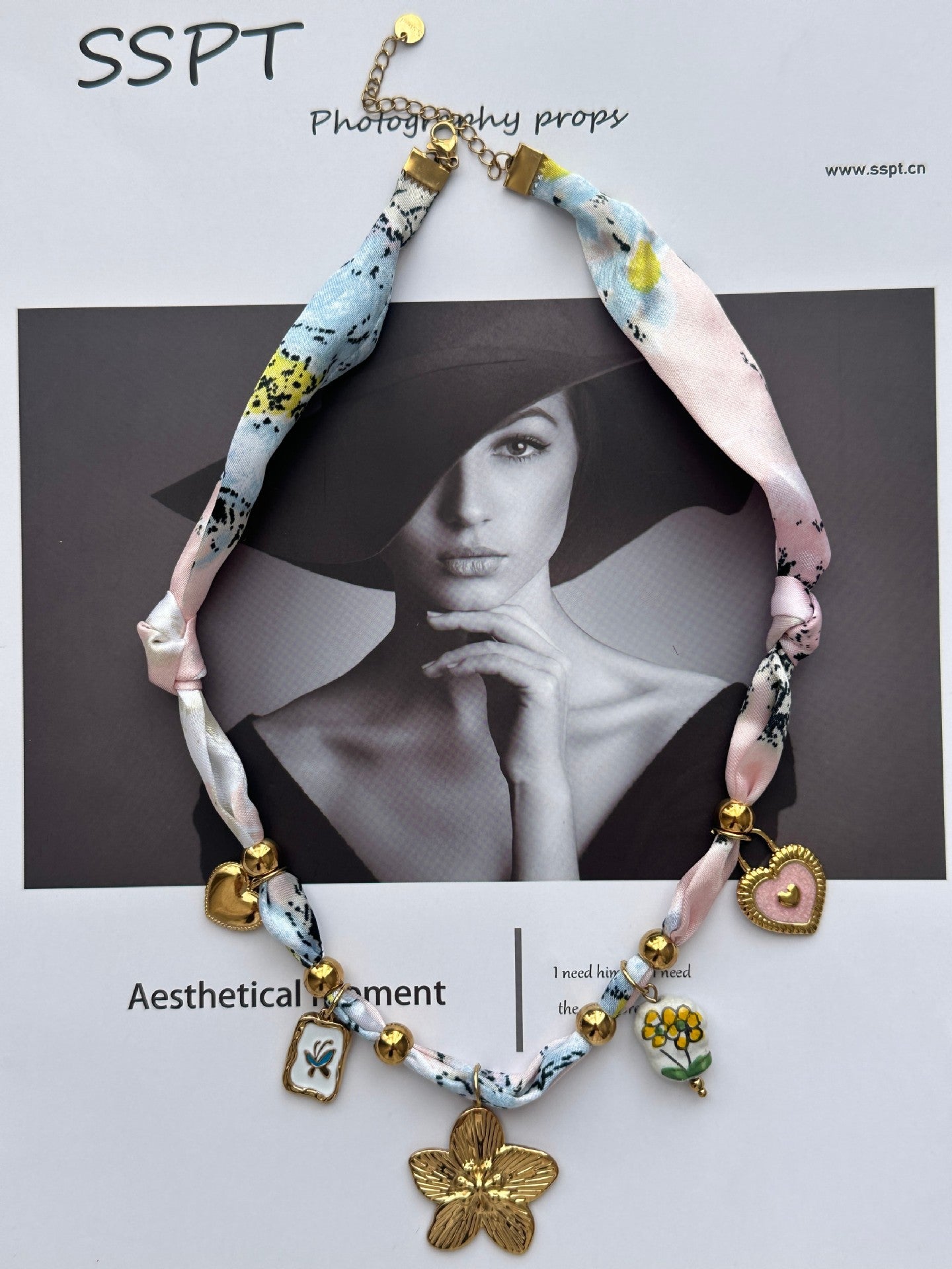 Casual Floral Heart Stainless Steel Plated Necklace with Ceramic Pendant for Women