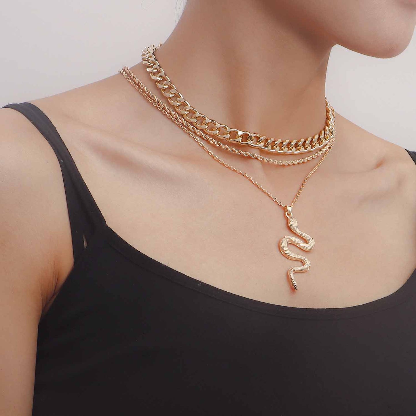 Minimalist Snake Shape Alloy Pendant Necklace for Women with Plated Finish and Geometric Design