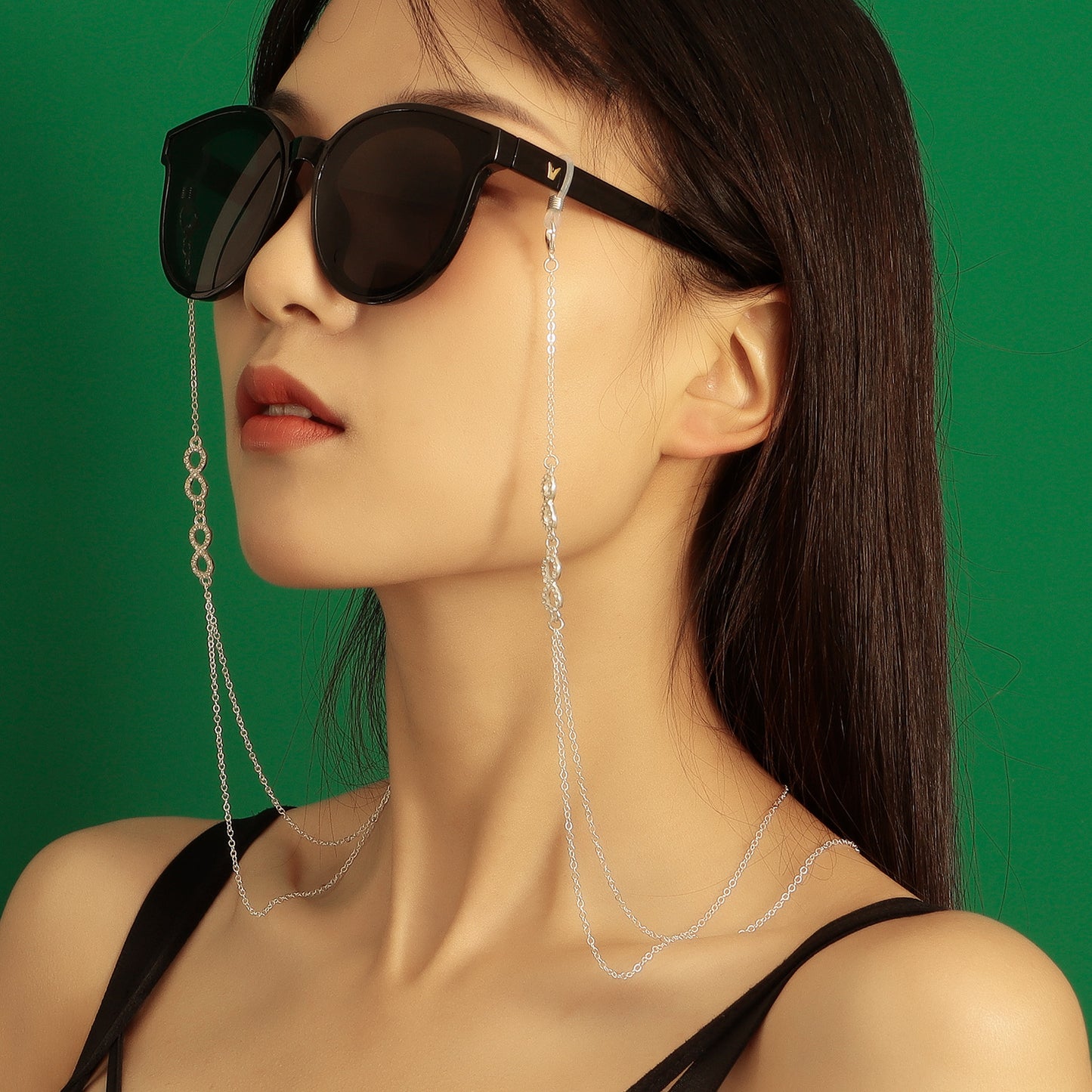 Minimalist Streetwear Rhinestone Infinity Shape Metal Eyewear Chain