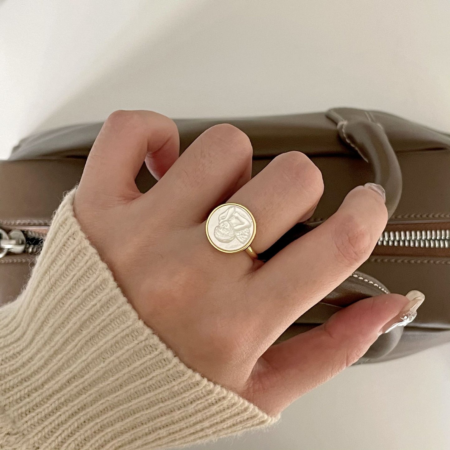 Minimalist French Style Heart-Shaped 925 Sterling Silver Ring with Beveled Square Accent for Women