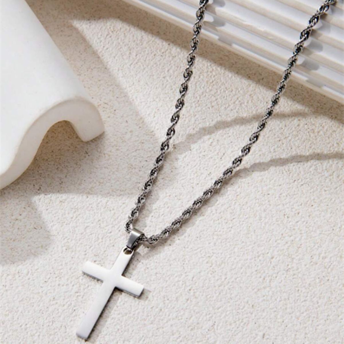 Minimalist Geometric Stainless Steel Cross Pendant Necklace with Polished Finish for Unisex Daily Wear
