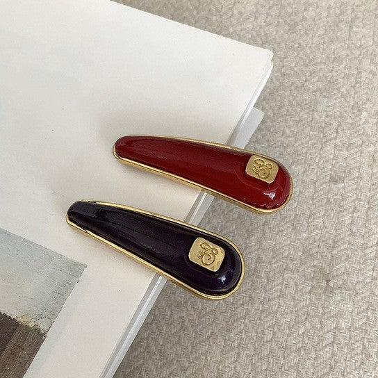 Elegant Minimalist Metal Duckbill Hair Clip with Teardrop Shape for Women, Plated Finish, Versatile Everyday Hair Accessory