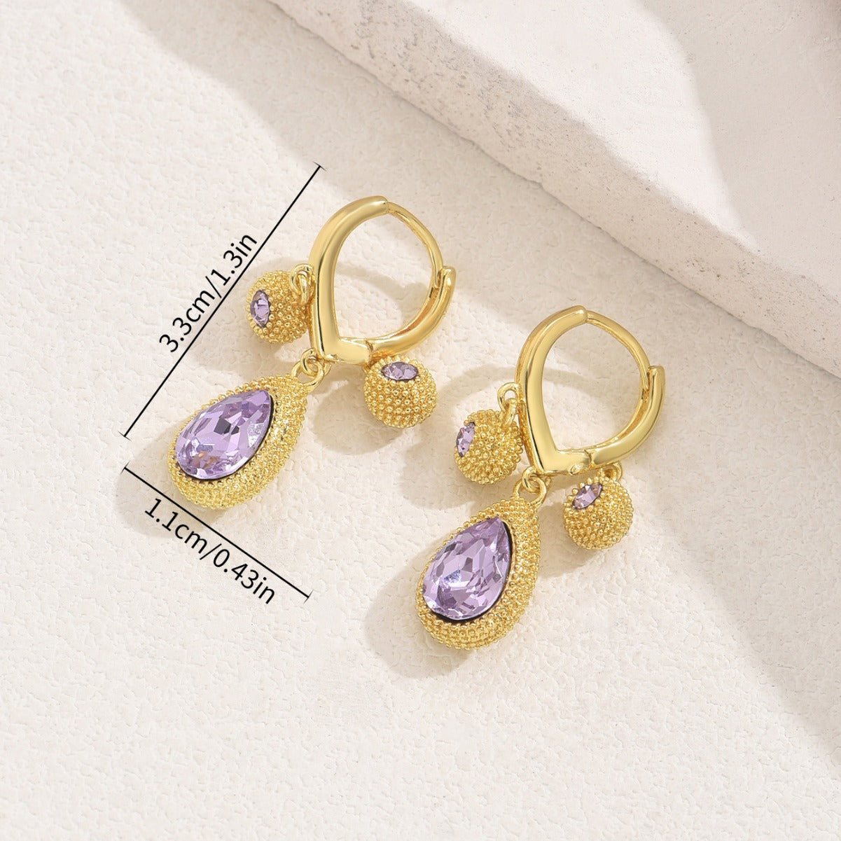 Orecchini a Goccia Geometrici Minimalisti da Donna in Rame con Intarsio in Zircone e Perno in Acciaio Inossidabile