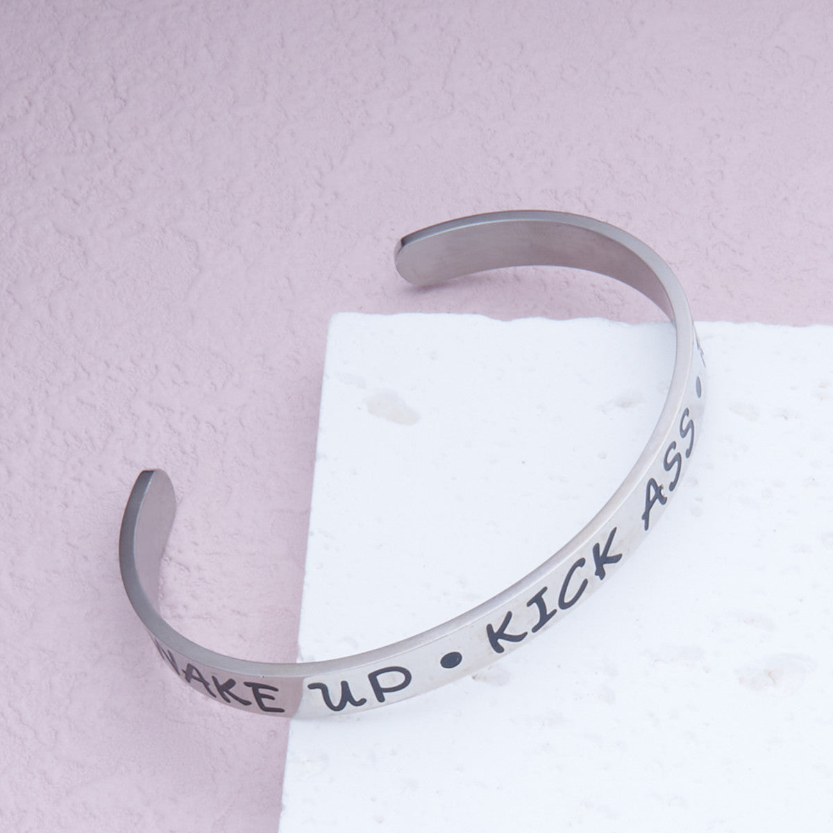 Pulsera ajustable de acero inoxidable con forma de C y diseño de letras, joyería plateada para mujer