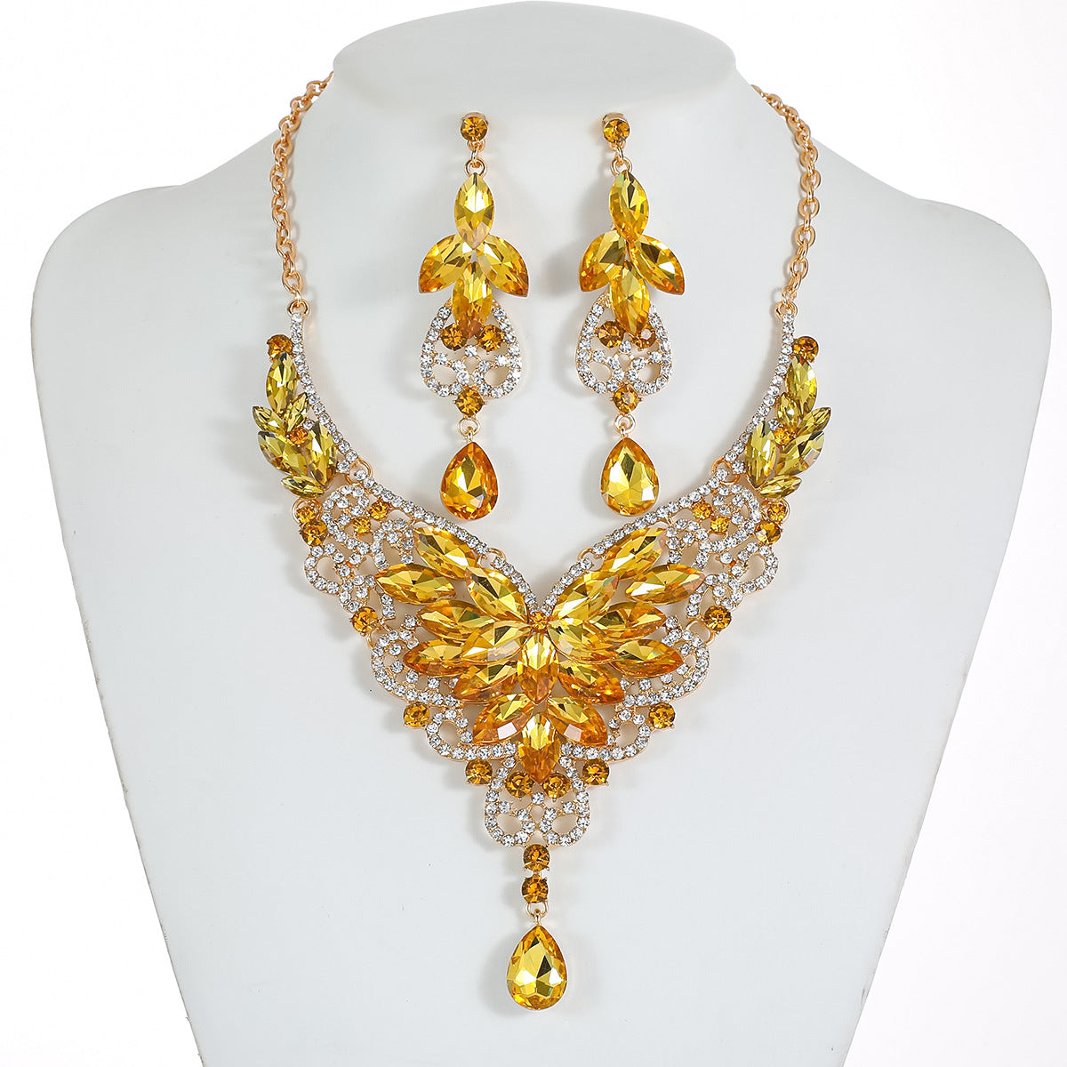 French Vintage Style Butterfly-Shaped Alloy Necklace Set with Rhinestone Accents, Electroplated O-Chain, Floral Botanical Design Featuring Wheat, Petal, Leaf and Lotus Pod Motifs for Women