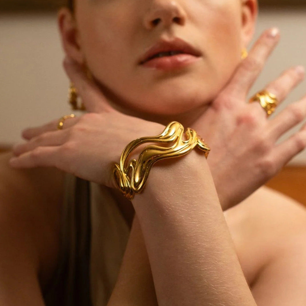 Fashion Geometric Open Cuff Bracelet 18K Gold Plated Stainless Steel Bold Statement Jewelry for Women
