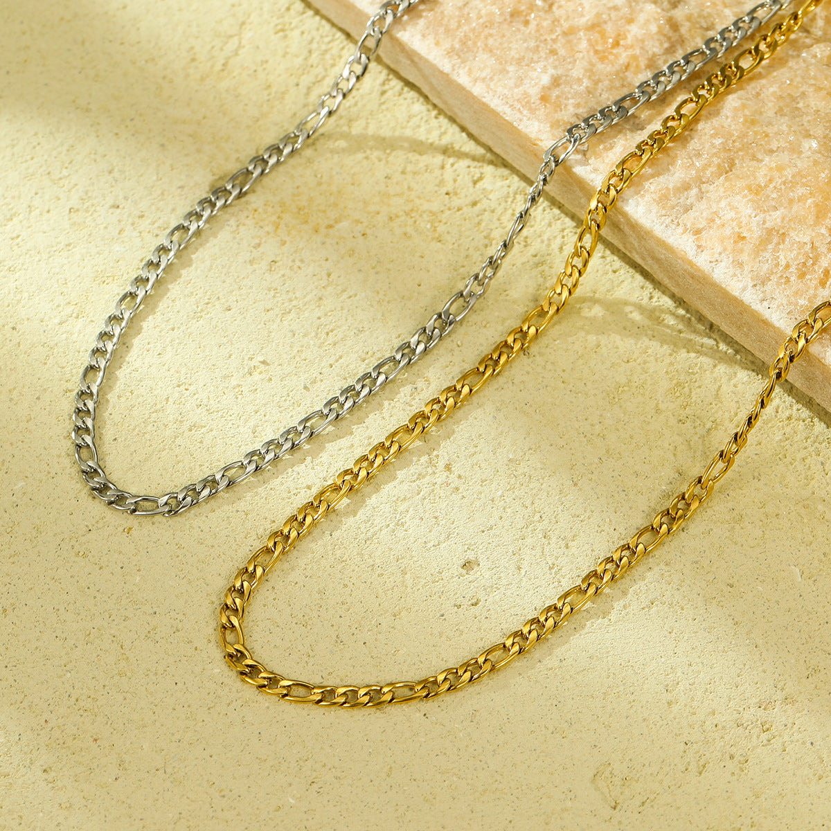 Collar con Colgante de Acero Inoxidable Estilo Hip Hop Minimalista con Baño de Oro de 18K para Mujer, Diseño de Cadena a la Clavícula
