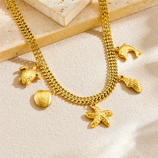 Collana da donna con ciondolo a stella marina e tartaruga alla moda a tema oceano in acciaio inossidabile placcato oro su catena a serpente
