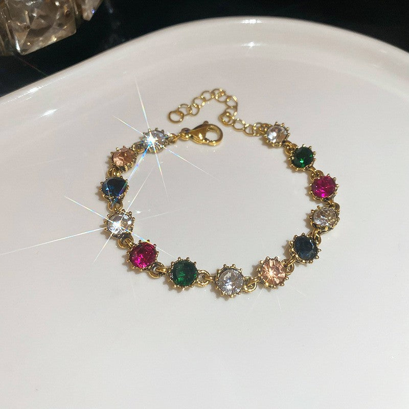 Elegant Heart-Shaped Gold-Plated Zirconia Bracelet for Women with Delicate Luxury Aesthetic