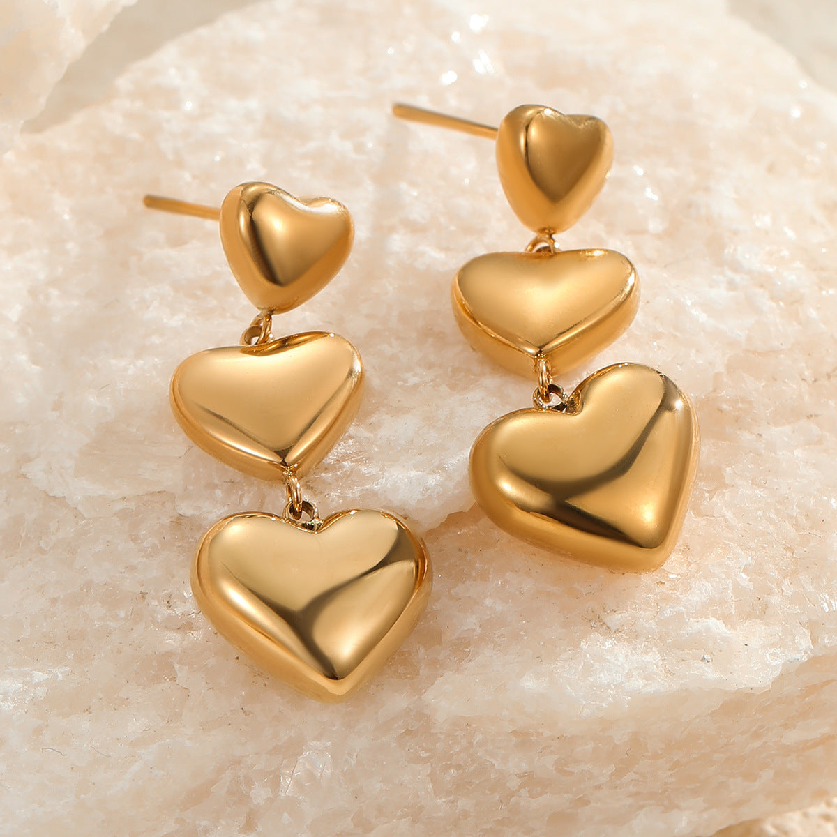 Minimalist Shiny Stainless Steel Heart Stud Earrings for Women with Plated Finish