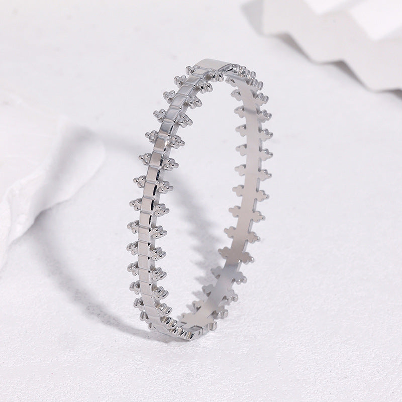 Luxury Geometric Round Square Gold Plated Stainless Steel Titanium Steel Bracelet