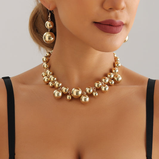 Collana girocollo geometrica in resina stile punk da donna con catena corta placcata elettronicamente