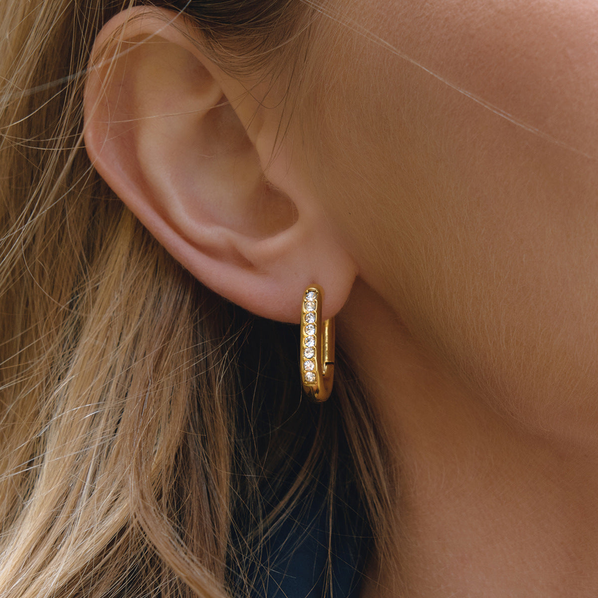 Elegant Geometric Stainless Steel Rhinestone Hoop Earrings Gold Plated