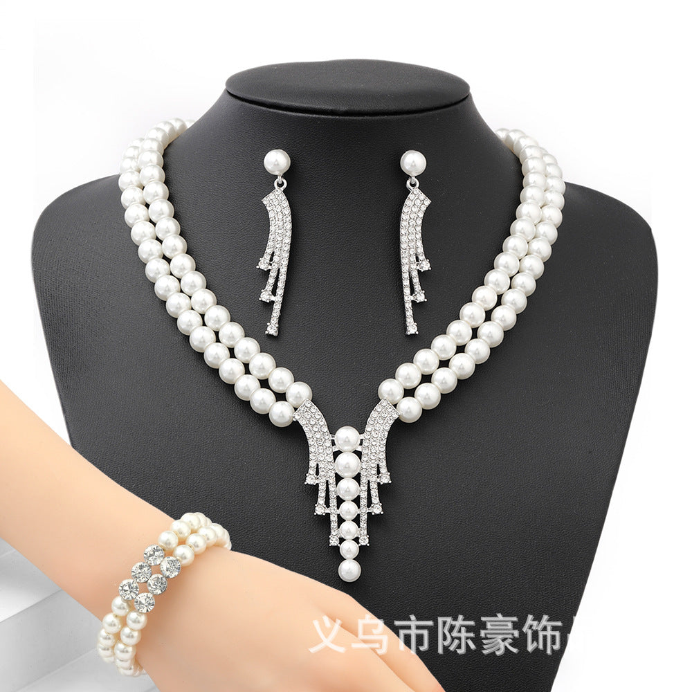 Set di gioielli personalizzati con perle finte, con ciondolo in lega a stella e luna, collana con catena a maglie, orecchini e bracciale per donna