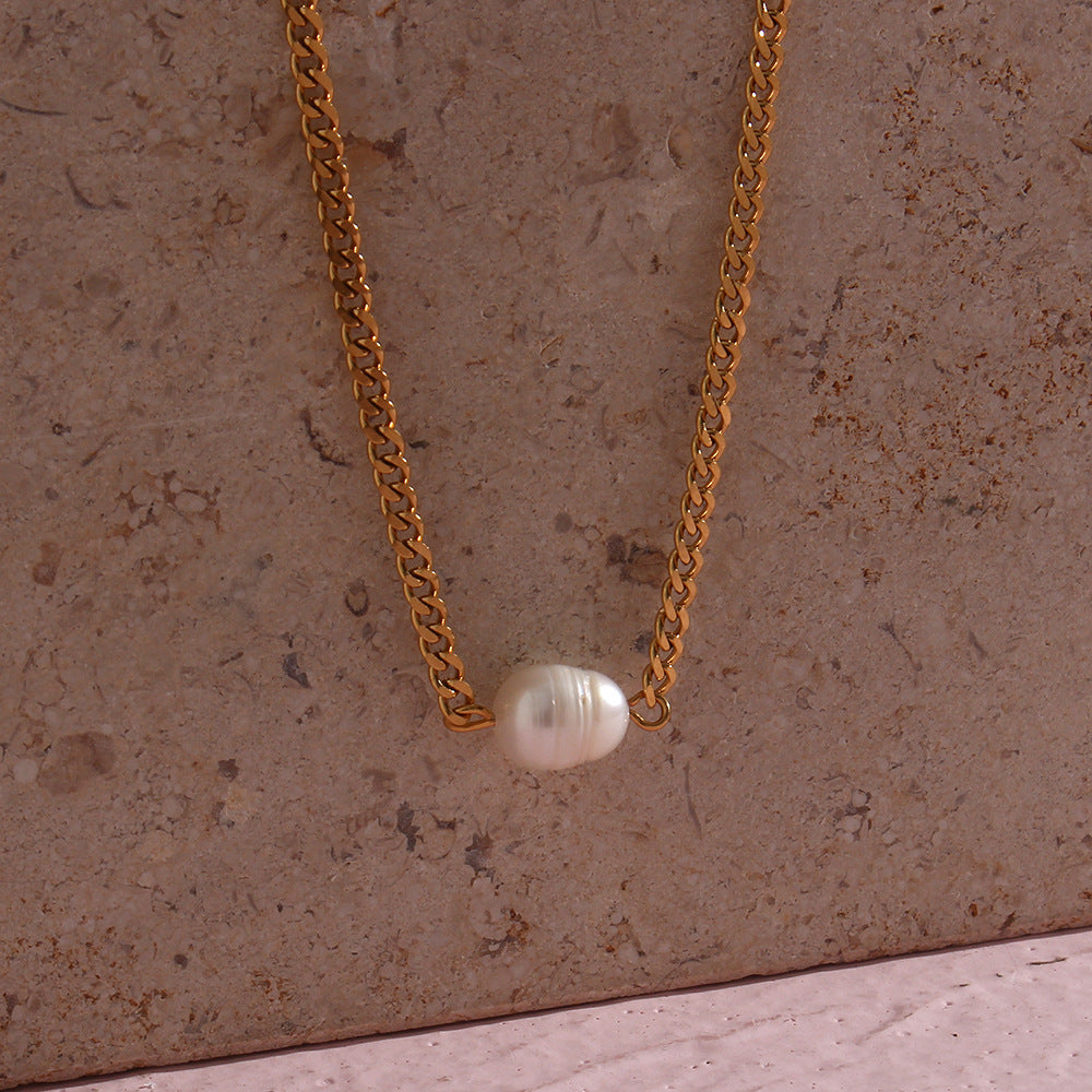 Collana da donna con catena a maglia cubana geometrica minimalista in acciaio inossidabile e pendente di perla d'acqua dolce