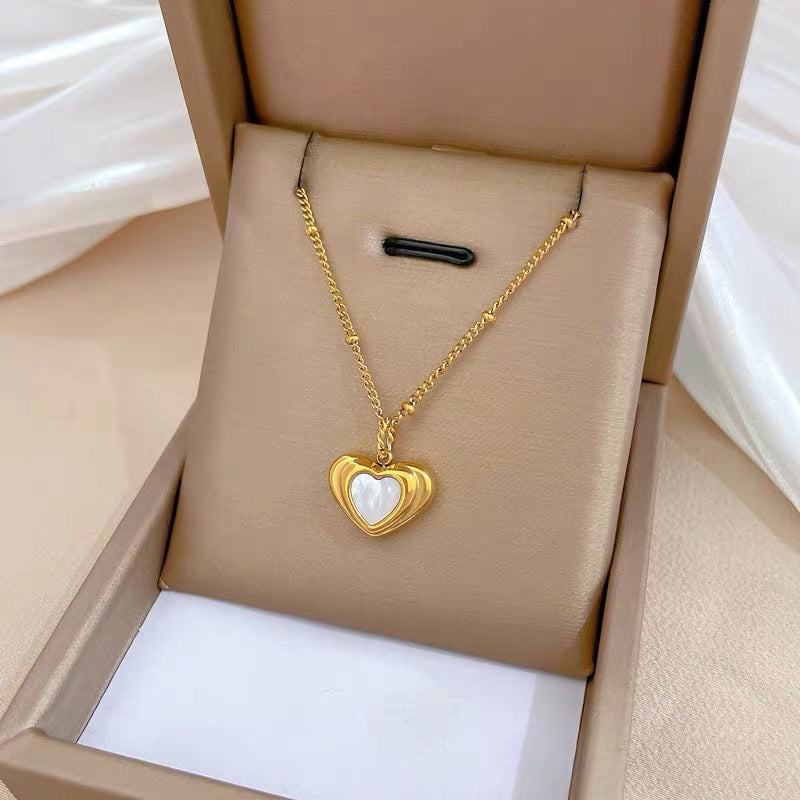 Minimalist Heart-Shaped Mother-of-Pearl Pendant Necklace in Titanium Steel with Plated Finish for Women and Men