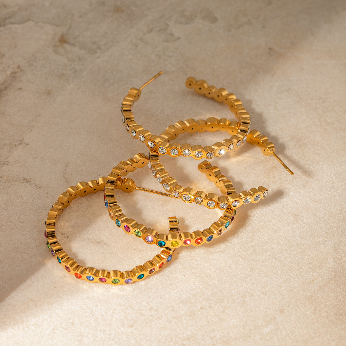 Minimalist Round Stainless Steel Hoop Earrings with 18K Gold Plating and Colorful Rhinestone Inlay
