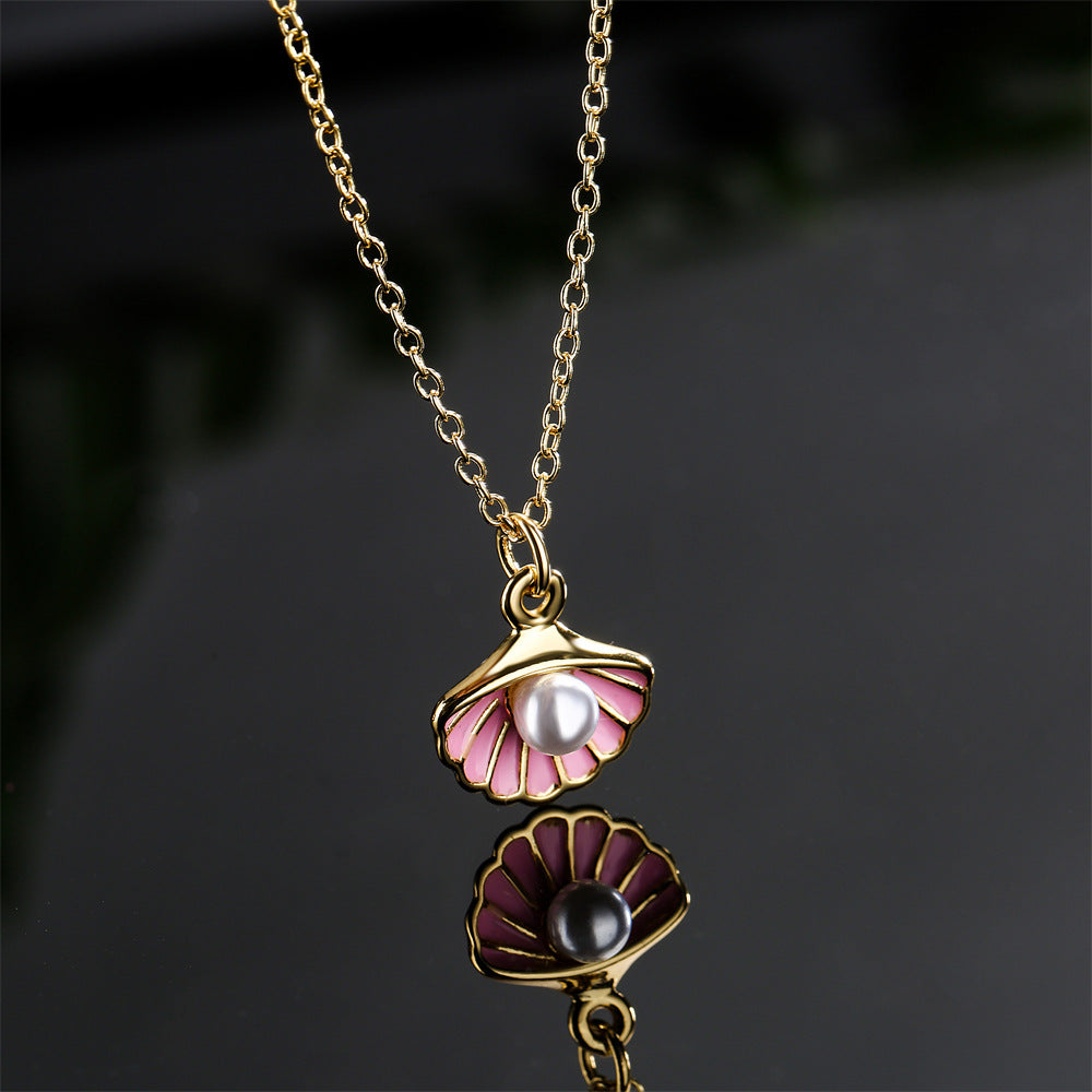 Geometric Drip Oil Gold Plated Brass Pendant Necklace with Pearl