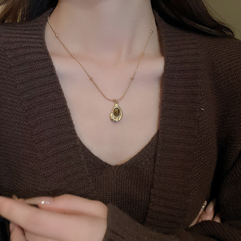 Collana con Ciondolo Vintage a Occhio di Tigre Geometrico Placcata Oro 18K Lunga per Maglione da Donna