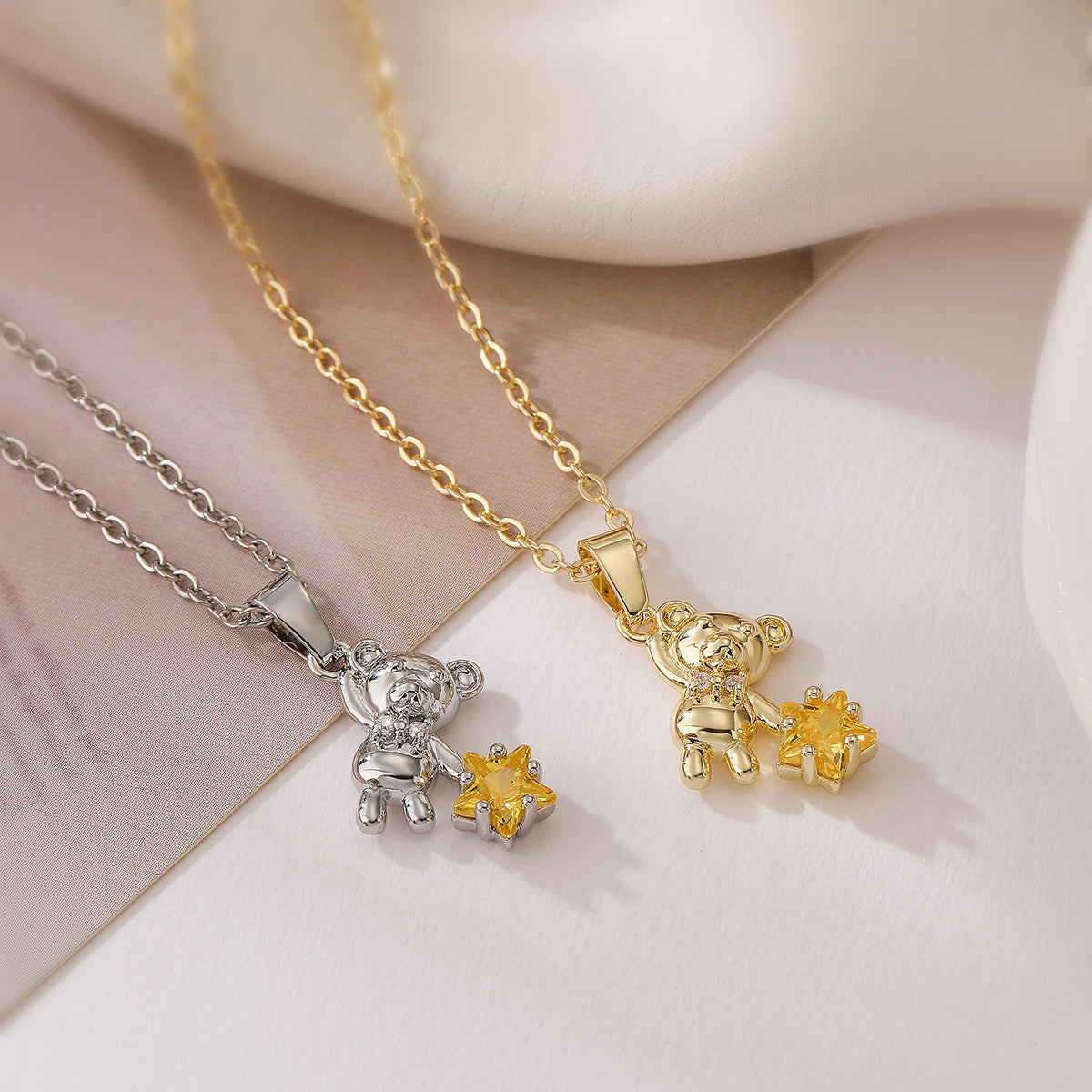 Cute Bear-Shaped Pendant Necklace for Women Made of Brass with Real Gold Plating and Zircon Inlay Minimalist Style