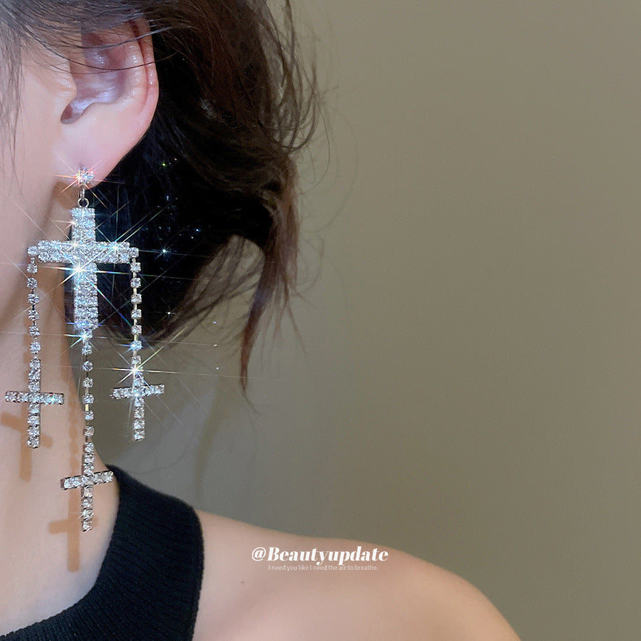 Orecchini pendenti a perno con croce geometrica e strass, in rame e acciaio per donna