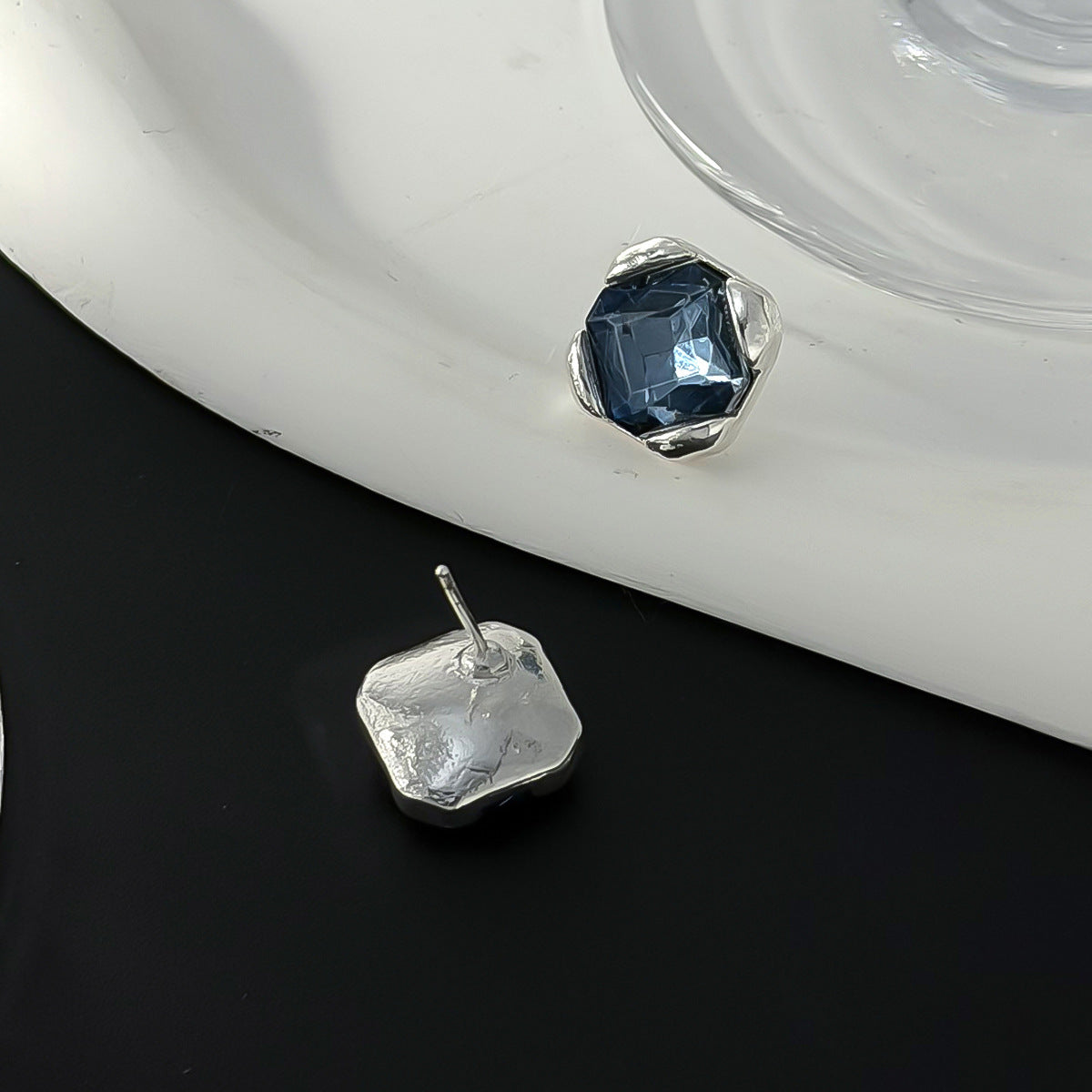 Elegant Square Geometric Zinc Alloy Plated Sapphire Stud Earrings for Women