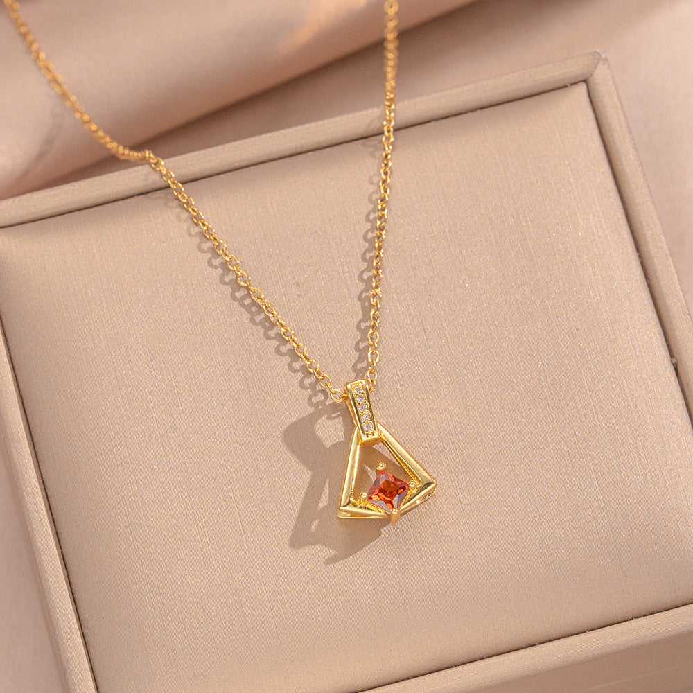 Elegante Collar con Colgante en Forma de Falda para Mujer de Acero de Titanio con Incrustaciones de Cobre y Circonita Cúbica, Acabado Chapado en Oro, Cadena O tipo Serpiente, Estilo de Lujo Minimalista