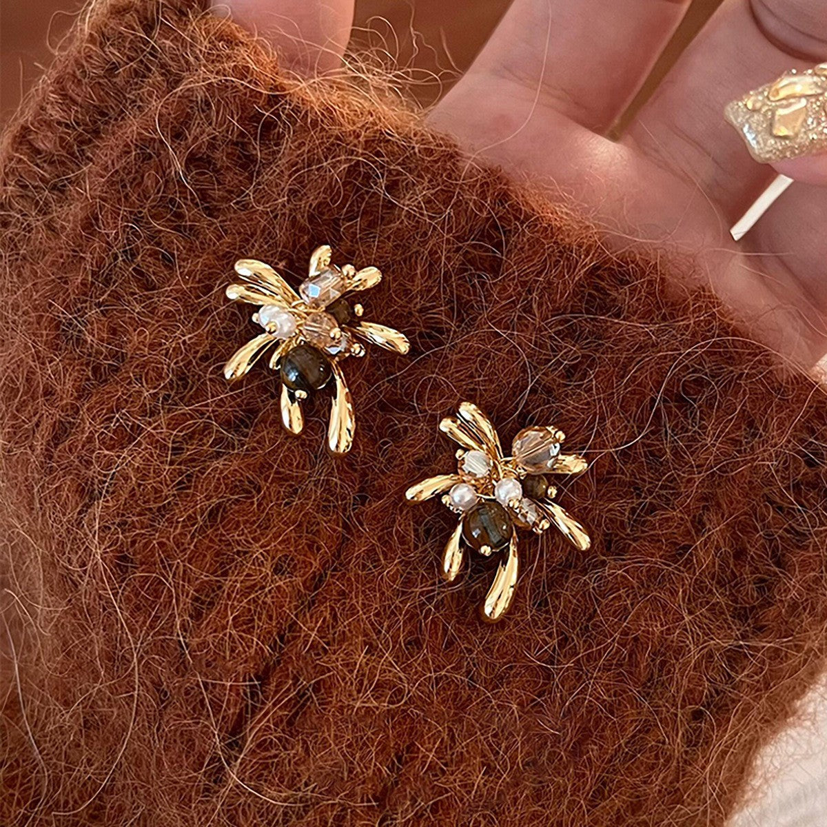 Pendientes de tuerca ovalados de ojo de tigre estilo Maillard vintage con postes de plata 925 bañados en oro de 18 quilates