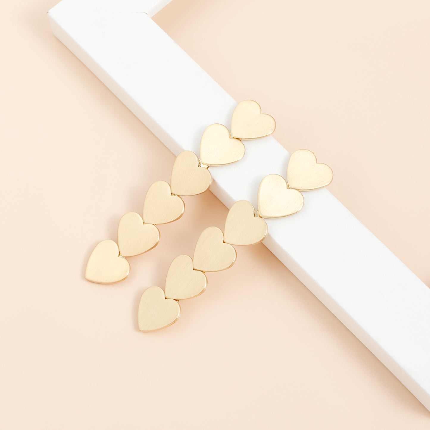 Minimalist Geometric Heart Stud Earrings in Zinc Alloy with Electroplated Finish for Women