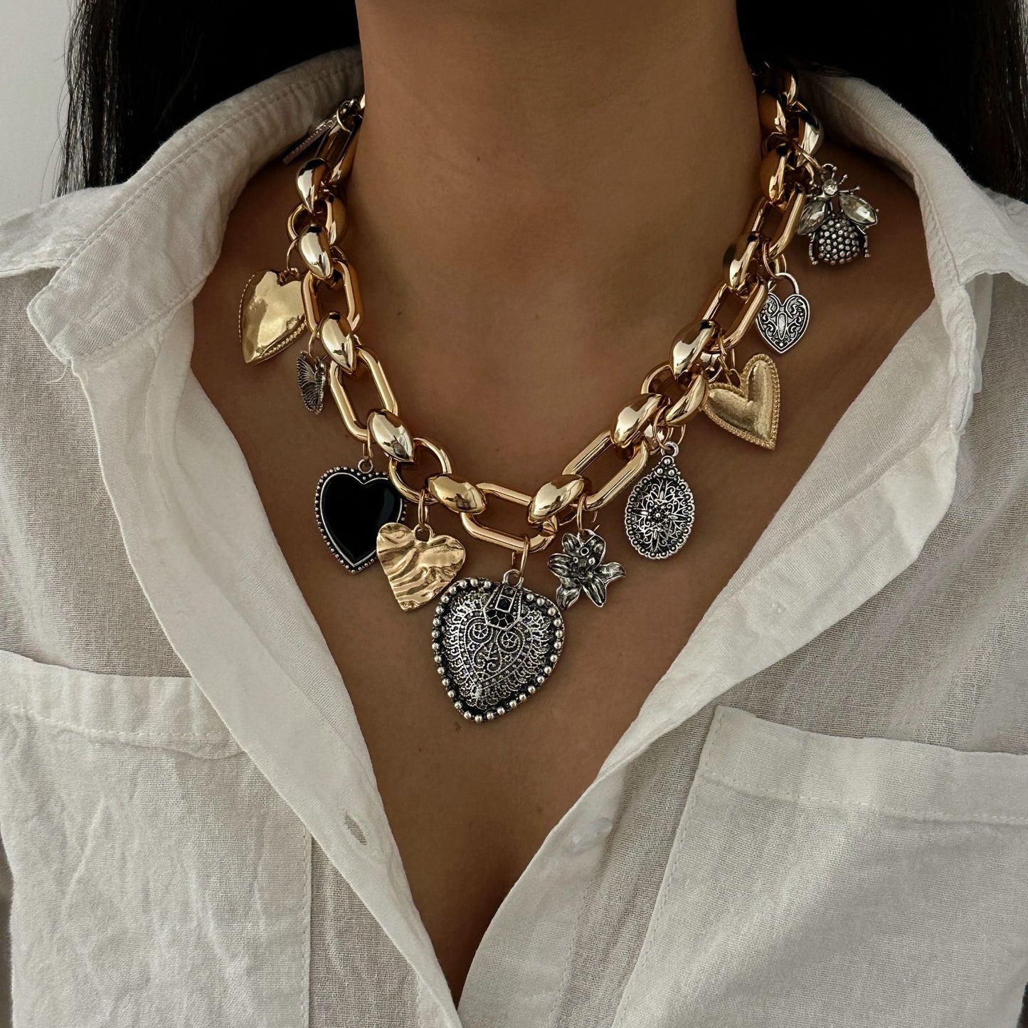 Collana con ciondolo placcato in lega a forma di cuore da donna