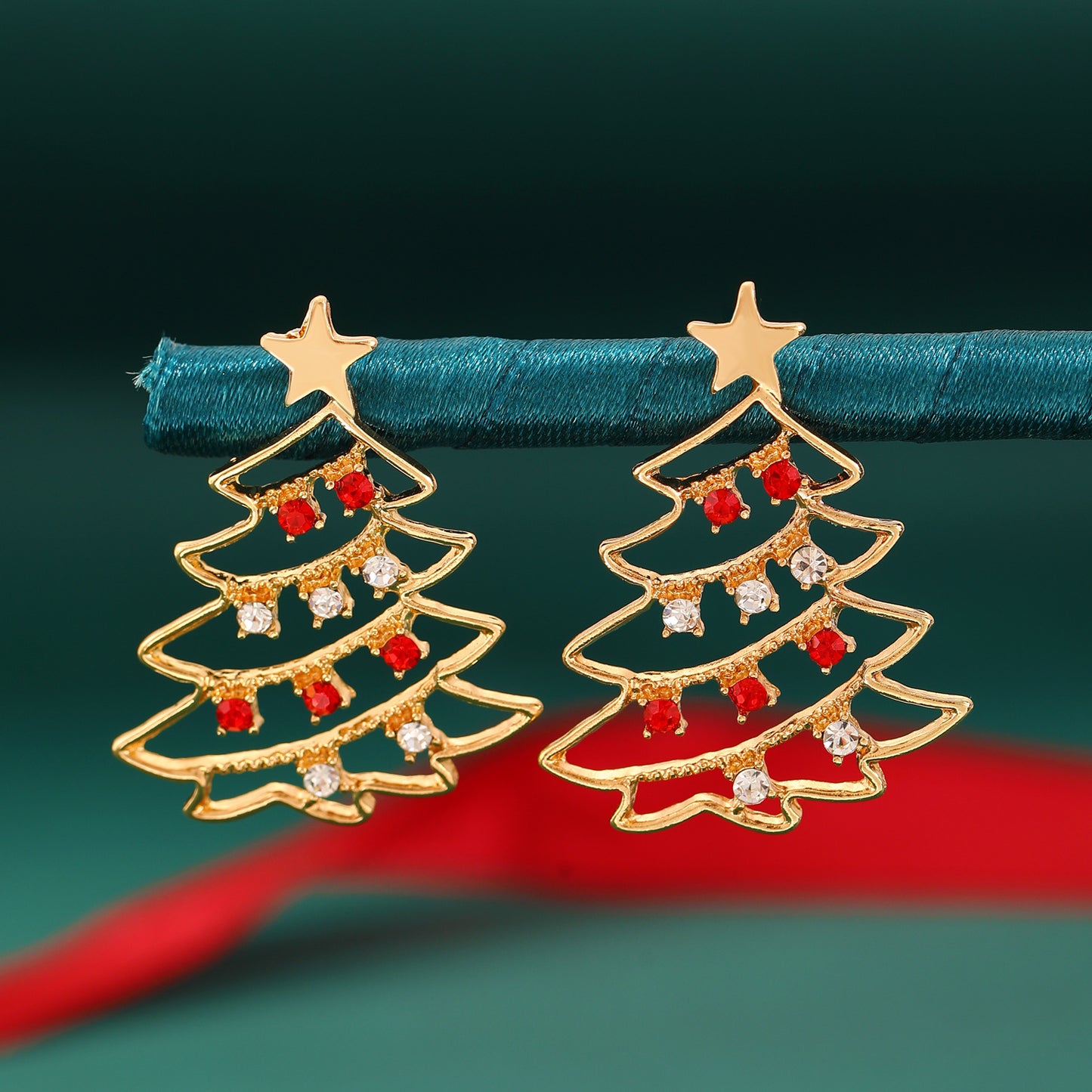 Pendientes de Aleación con Forma de Estrella Minimalista y Detalles de Diamantes de Imitación para Mujer, Joyería de Navidad
