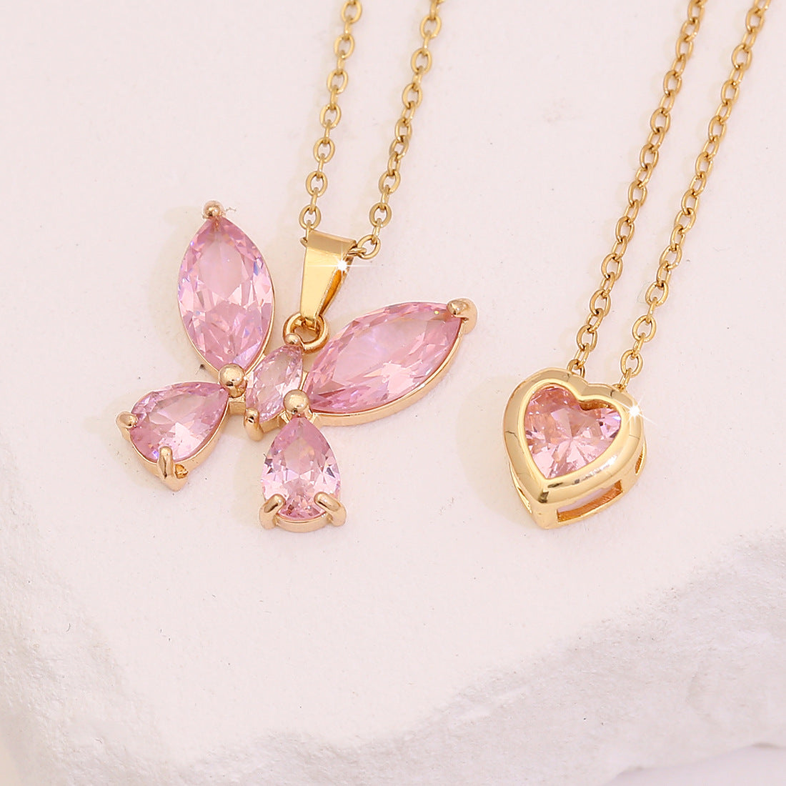 Fashionable Heart-Shaped Floral Water-Drop Leaf Pendant Necklace in Stainless Steel with Cubic Zirconia