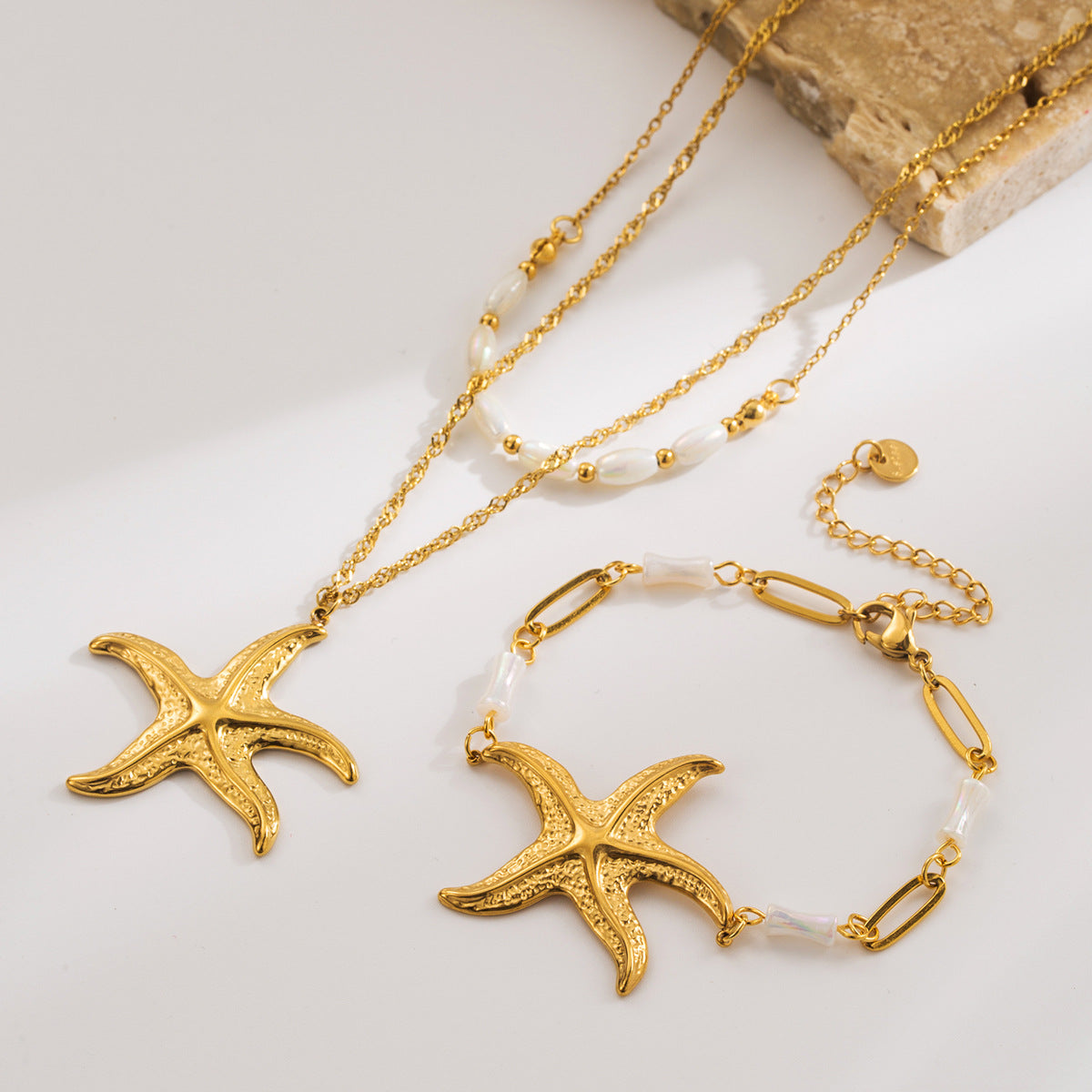 Collana con pendente a forma di stella marina vintage in acciaio inossidabile con catena a conchiglia da donna